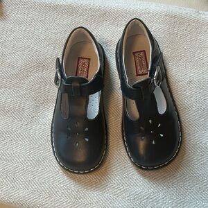 L’amour navy Mary Jane’s 12